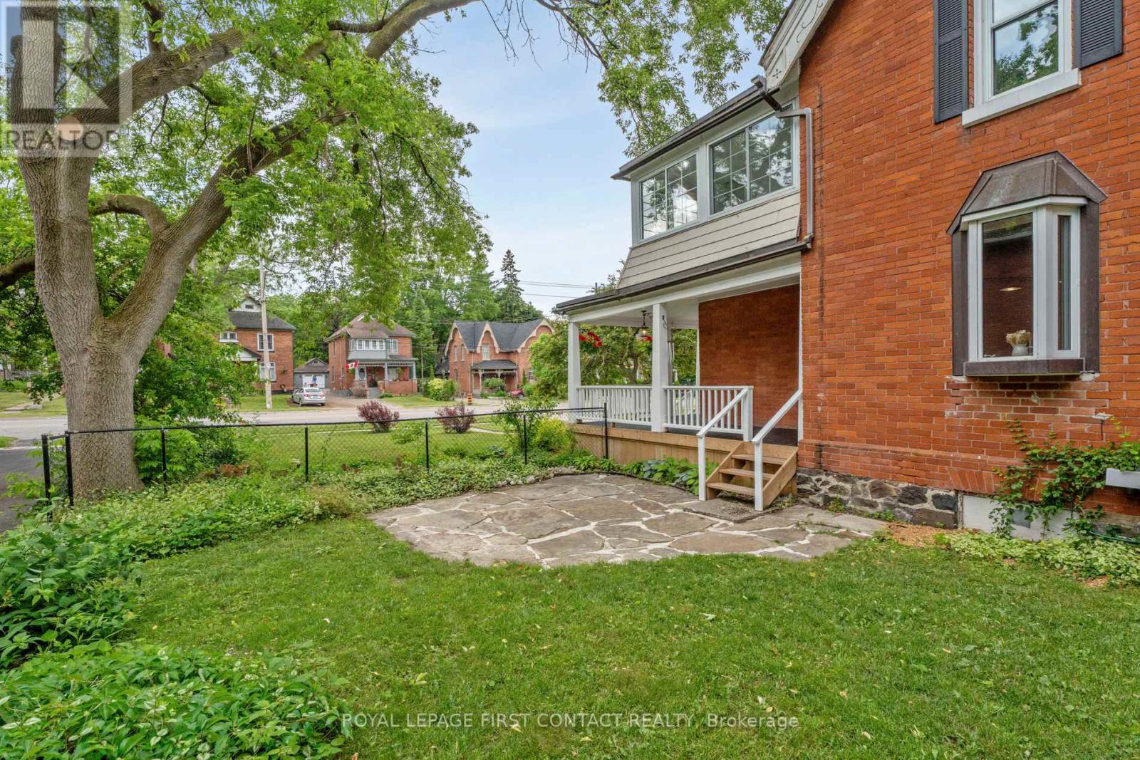 55 Burton Avenue, Barrie, Ontario  L4N 2R5 - Photo 22 - S12243707