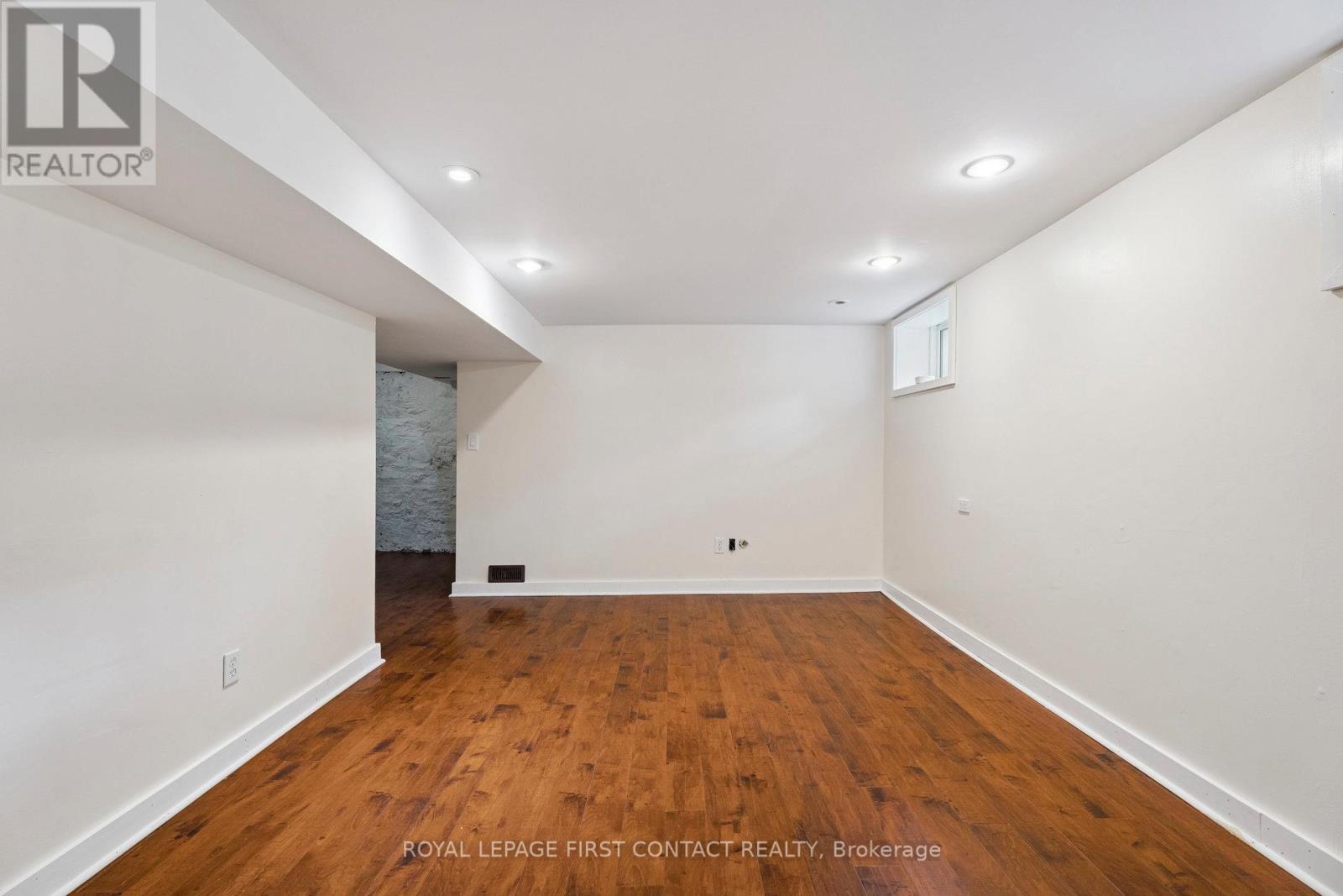 55 Burton Avenue, Barrie, Ontario  L4N 2R5 - Photo 23 - S12243707