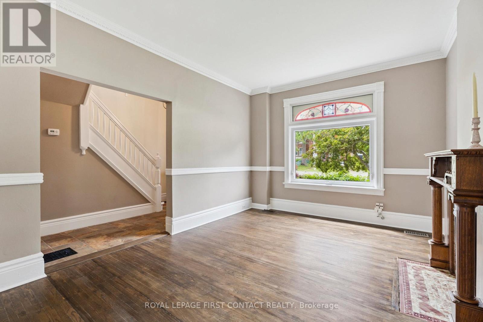 55 Burton Avenue, Barrie, Ontario  L4N 2R5 - Photo 6 - S12243707