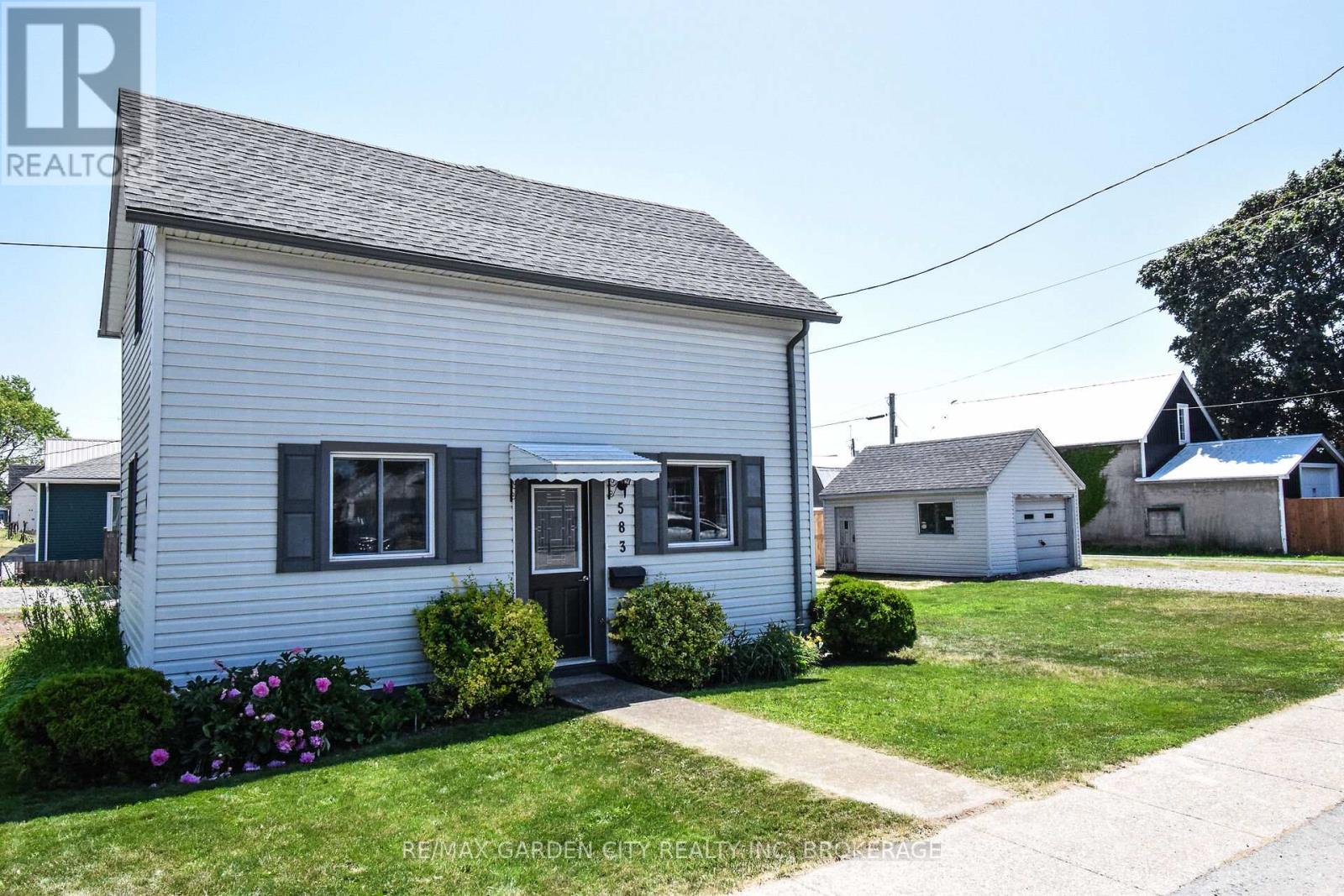 Property at 583 FIELDEN AVENUE image 1