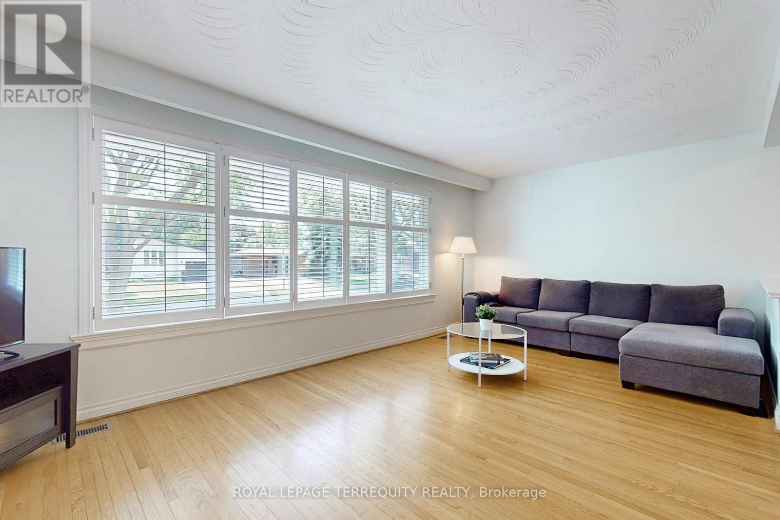 Property at 8 CROMER PLACE image 5