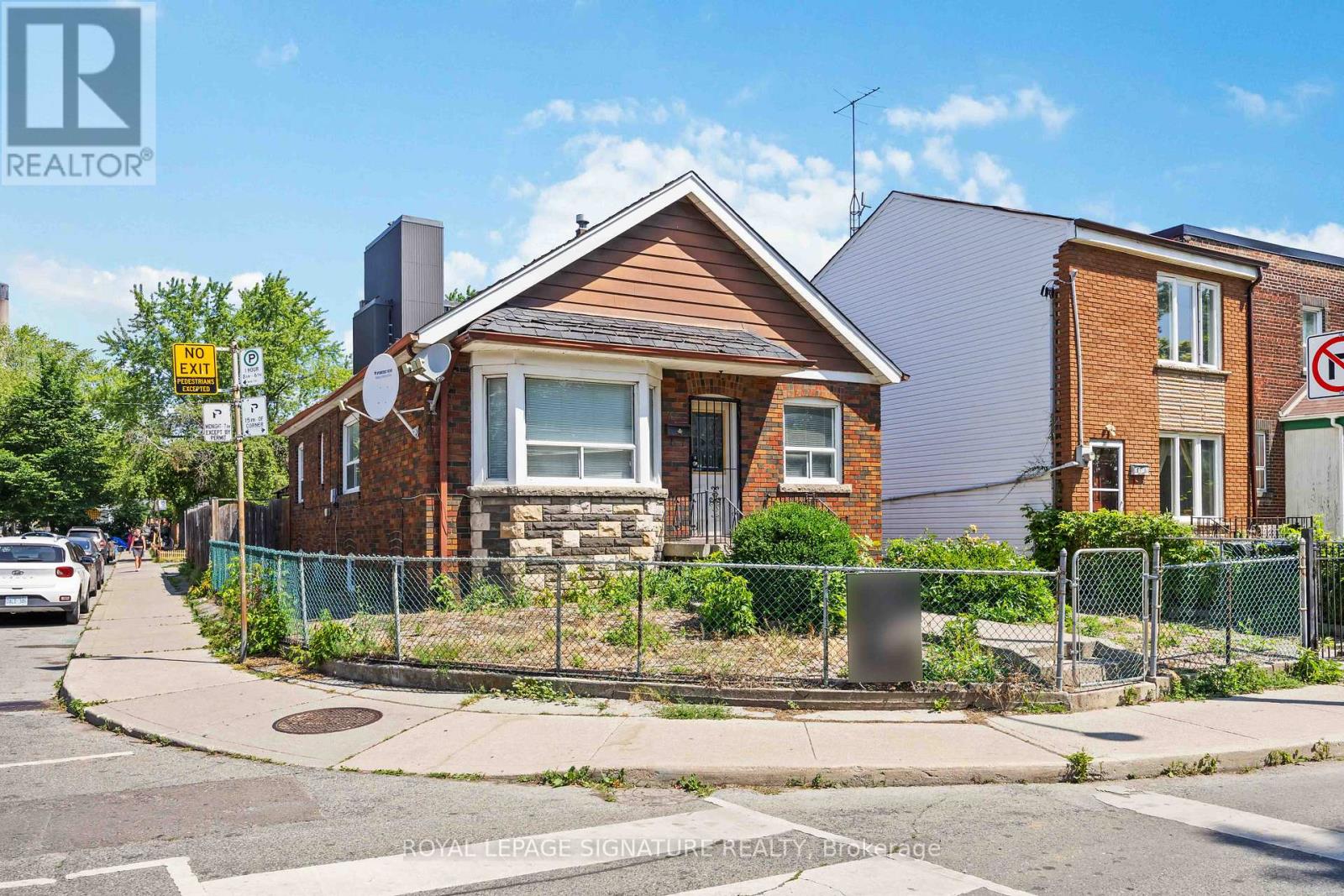 Property at 42 CARR STREET image 2