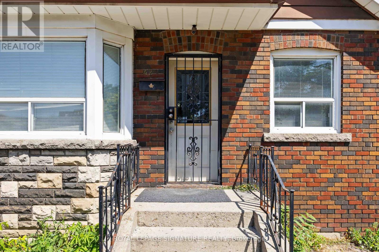Property at 42 CARR STREET image 3