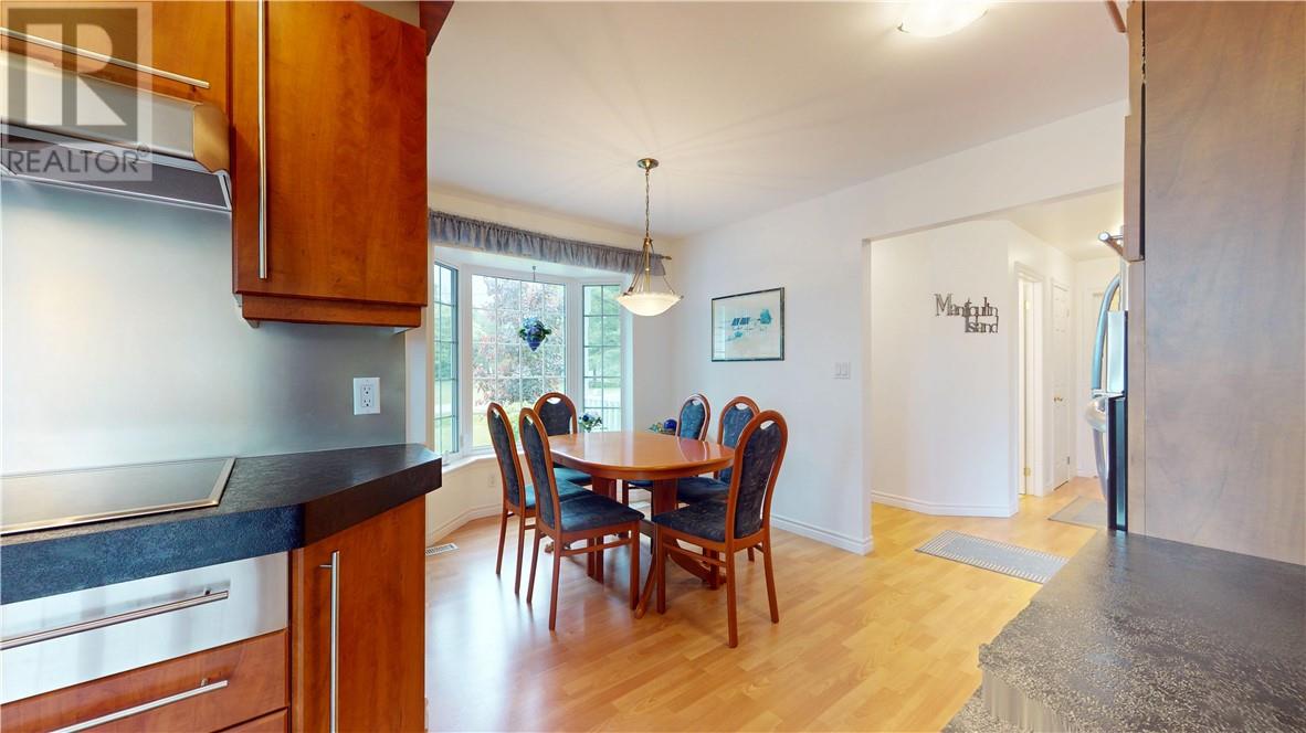 12 Islandview, Mindemoya, Ontario  P0P 1S0 - Photo 17 - 2123121