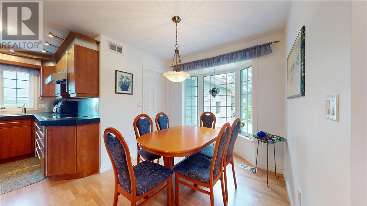 12 Islandview, Mindemoya, Ontario  P0P 1S0 - Photo 20 - 2123121