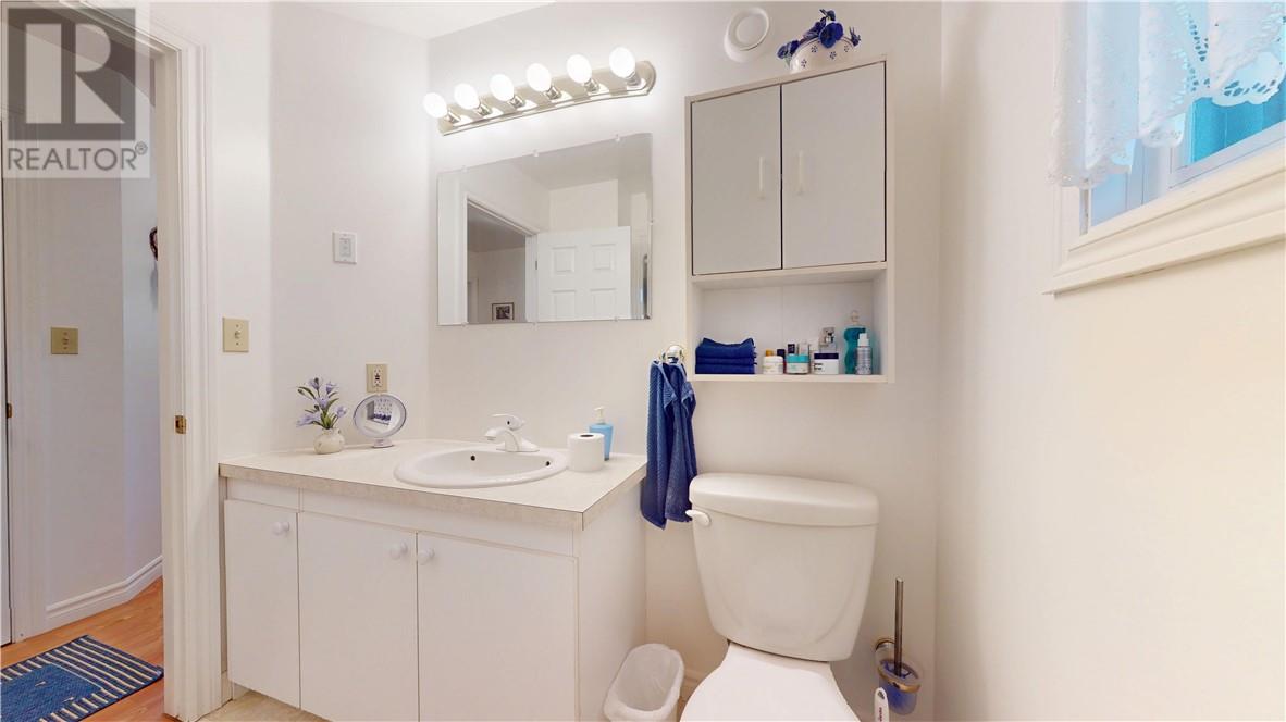 12 Islandview, Mindemoya, Ontario  P0P 1S0 - Photo 34 - 2123121