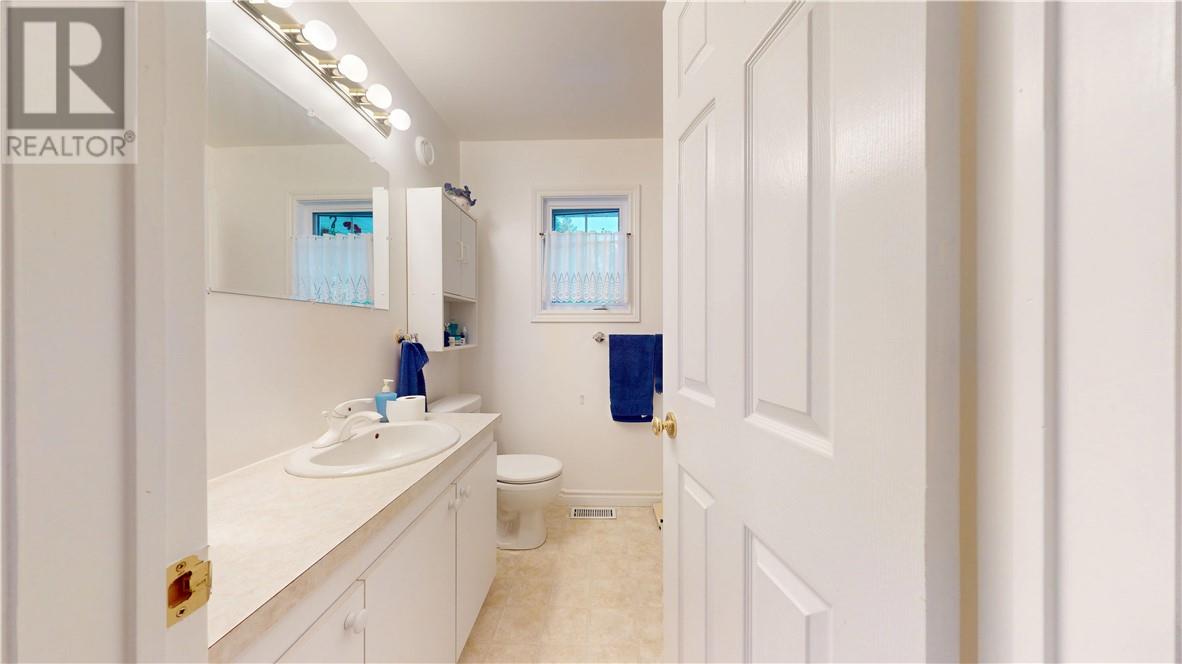 12 Islandview, Mindemoya, Ontario  P0P 1S0 - Photo 44 - 2123121