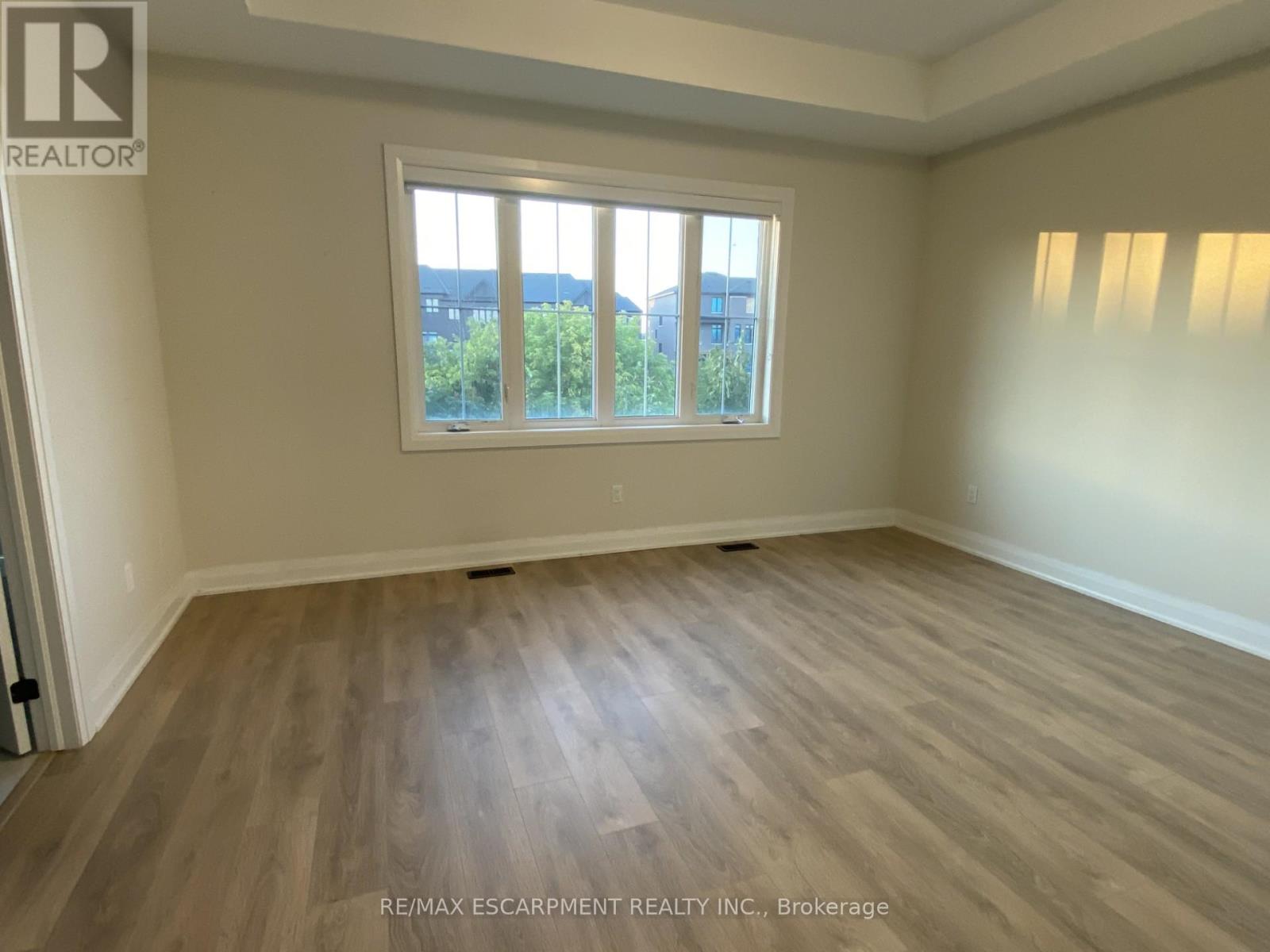 1156 Skyridge Boulevard, Pickering, Ontario  L1X 0M4 - Photo 10 - E12243816