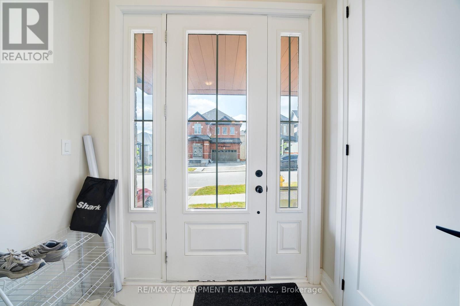 Property at 1156 SKYRIDGE BOULEVARD image 5
