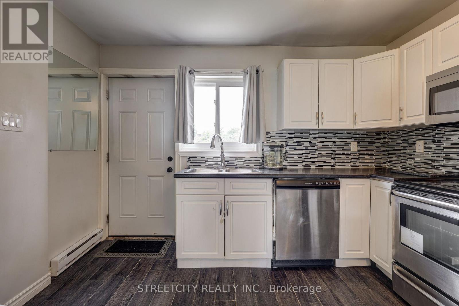 Property at 157 - 1090 KIPPS LANE image 5