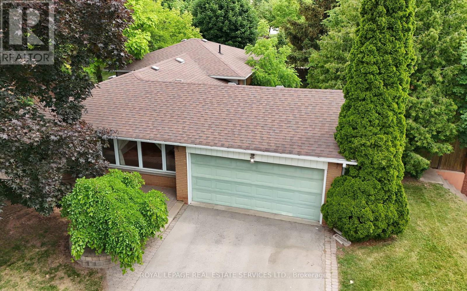 Property at 2482 BRIDGE ROAD image 1