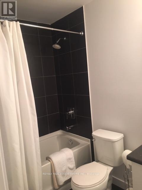 402 - 2490 Old Bronte Road, Oakville, Ontario  L6M 0Y5 - Photo 12 - W12243801
