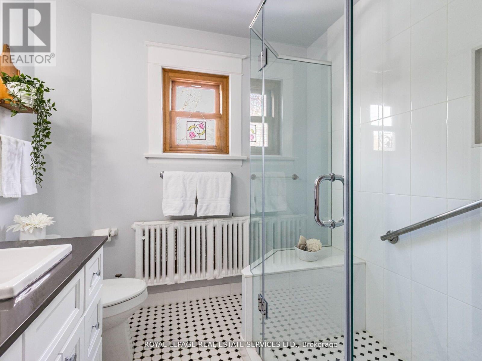 32 Wellington Street E, Brampton, Ontario  L6W 1Y4 - Photo 25 - W12243926