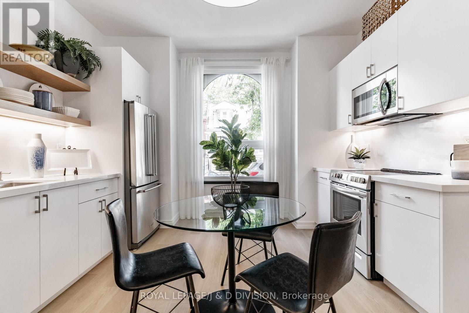 59 Austin Avenue, Toronto, Ontario  M4M 1V7 - Photo 8 - E12243873