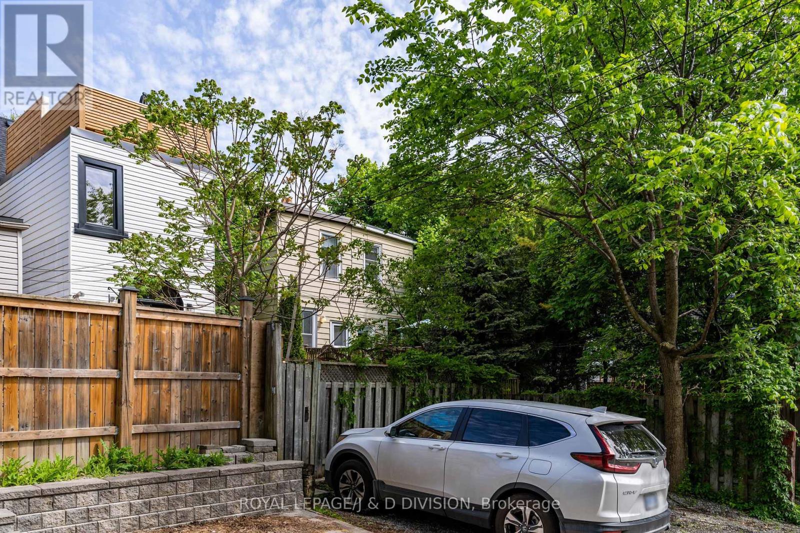 59 Austin Avenue, Toronto, Ontario  M4M 1V7 - Photo 40 - E12243873