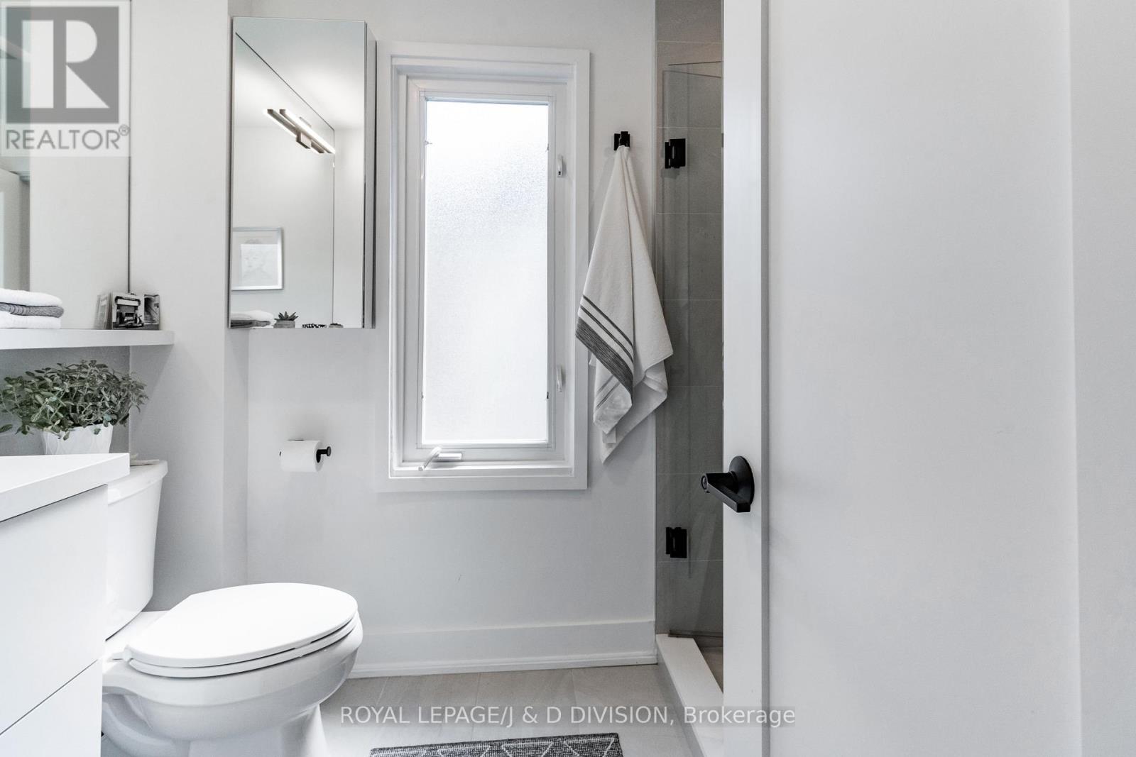 59 Austin Avenue, Toronto, Ontario  M4M 1V7 - Photo 26 - E12243873