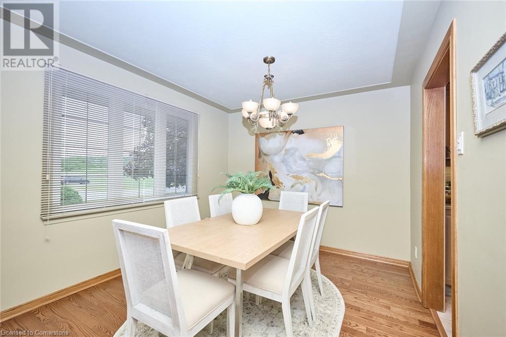 17 Oakes Road N, Grimsby, Ontario  L3M 4A9 - Photo 14 - 40744609