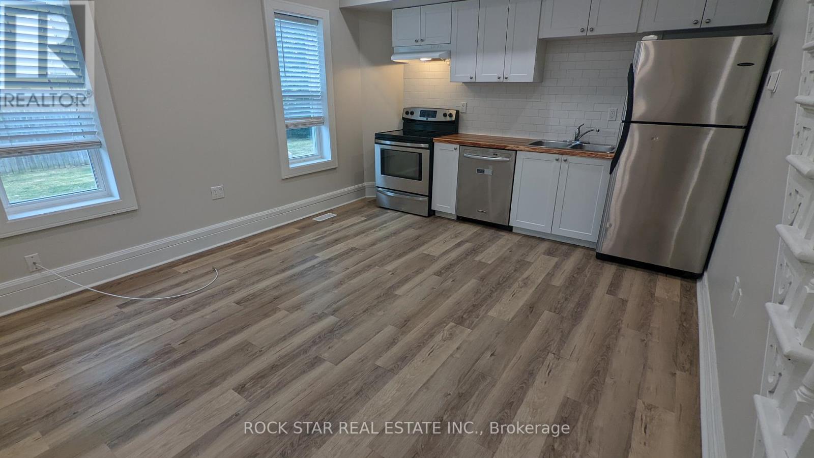 Property at 292 FARES STREET image 4