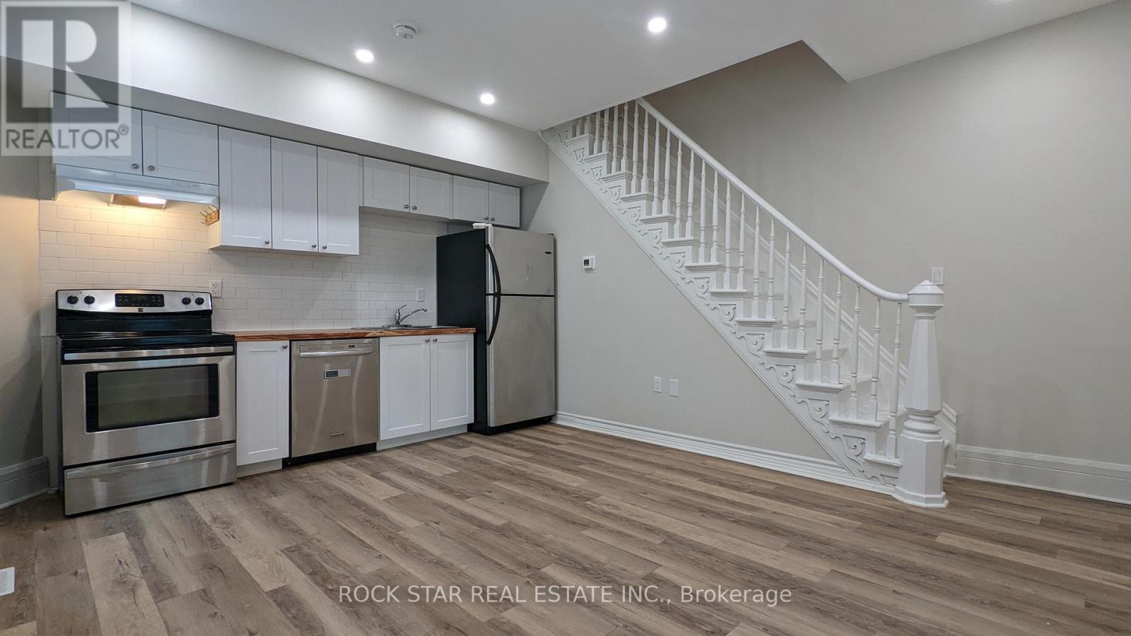 Property at 292 FARES STREET image 5