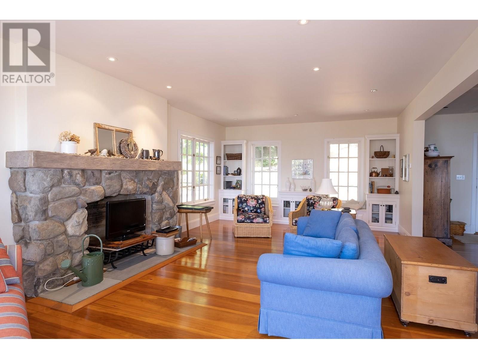 Property at 1289 GOWER POINT ROAD image 4