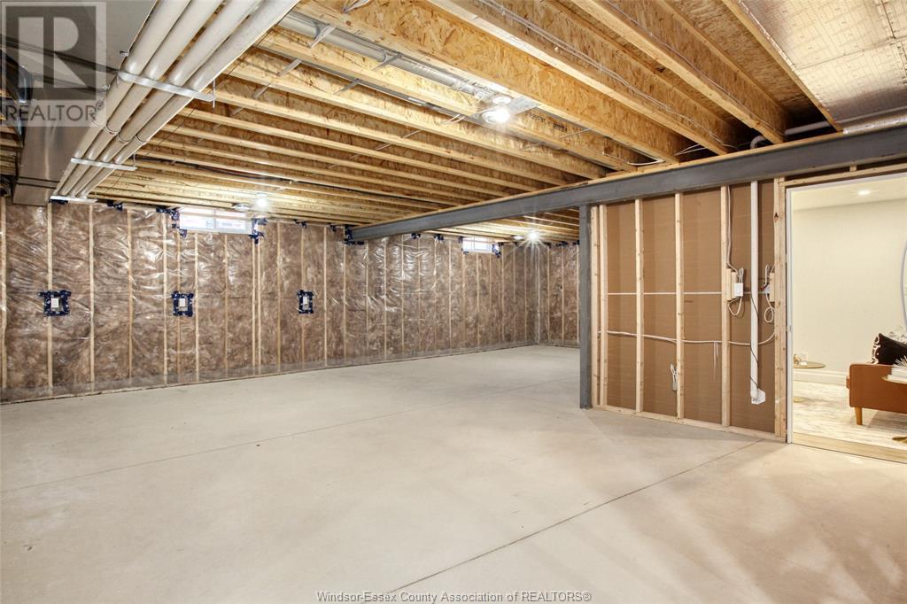 921 St. Jude Court, Windsor, Ontario  N9G 0B7 - Photo 35 - 25015928