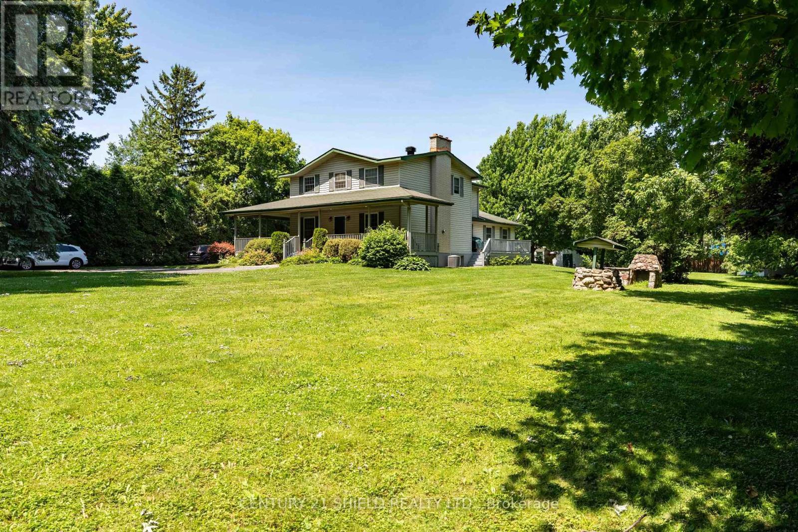 Property at 315 ELEVENTH STREET E image 2