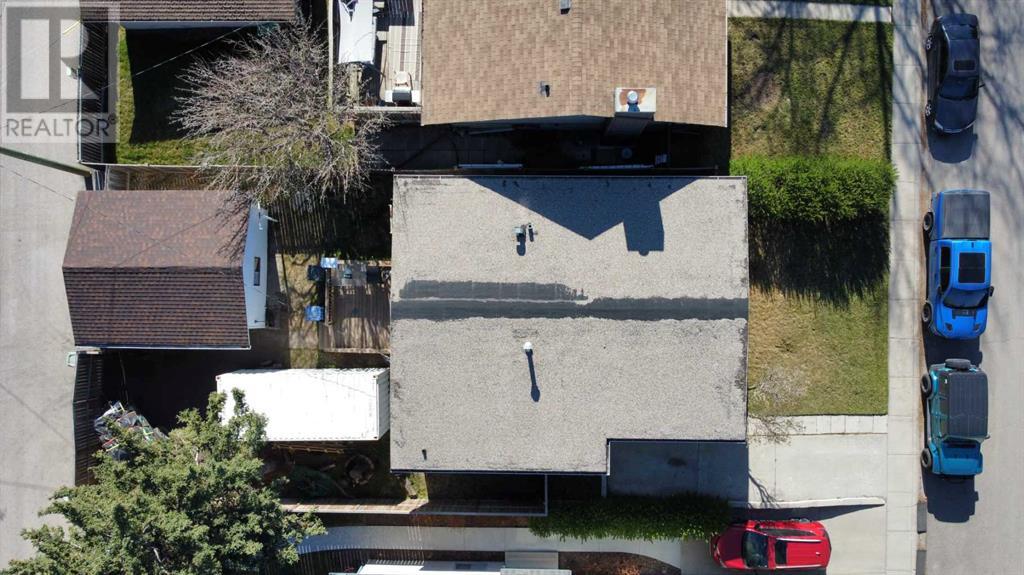 Property at 180 huntington Green NE image 4