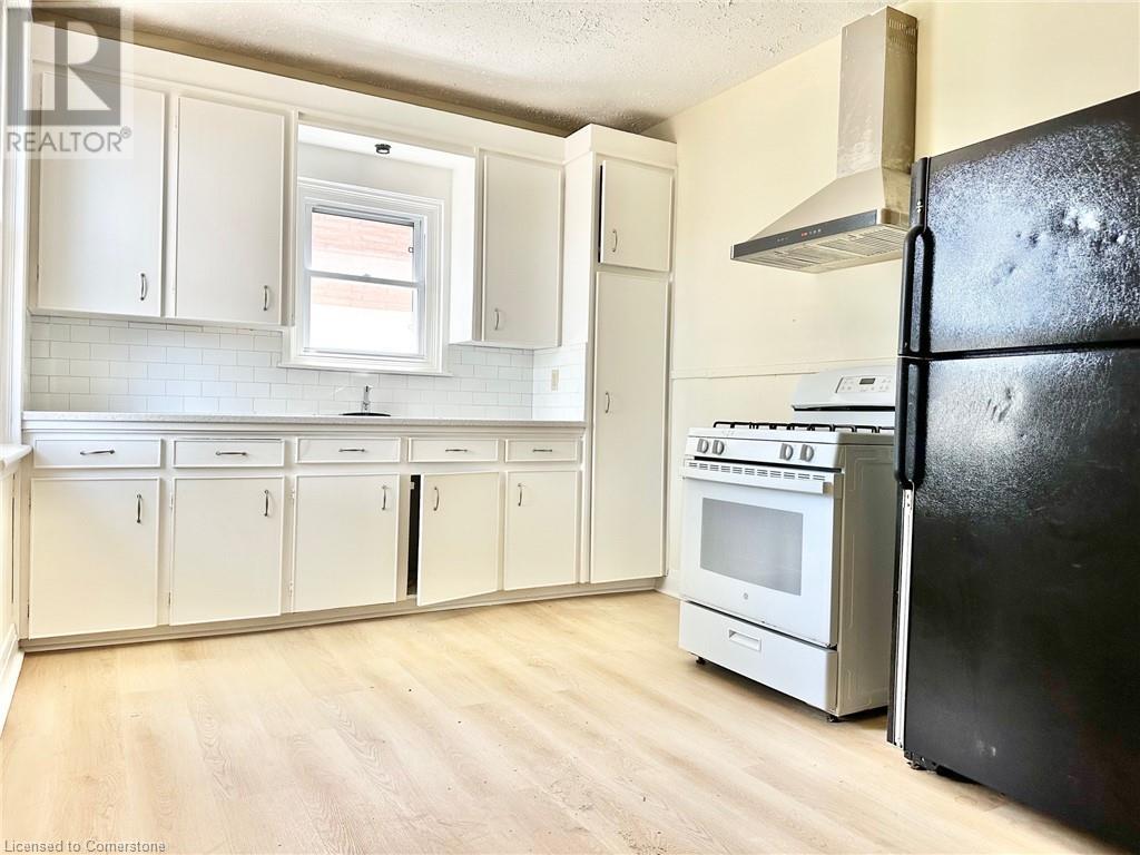 215 Rosewood Road, Hamilton, Ontario  L8K 3J5 - Photo 15 - 40745010