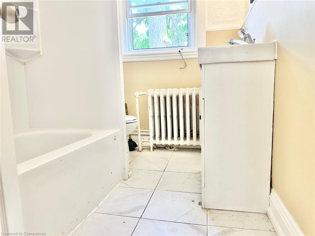 215 Rosewood Road, Hamilton, Ontario  L8K 3J5 - Photo 24 - 40745010