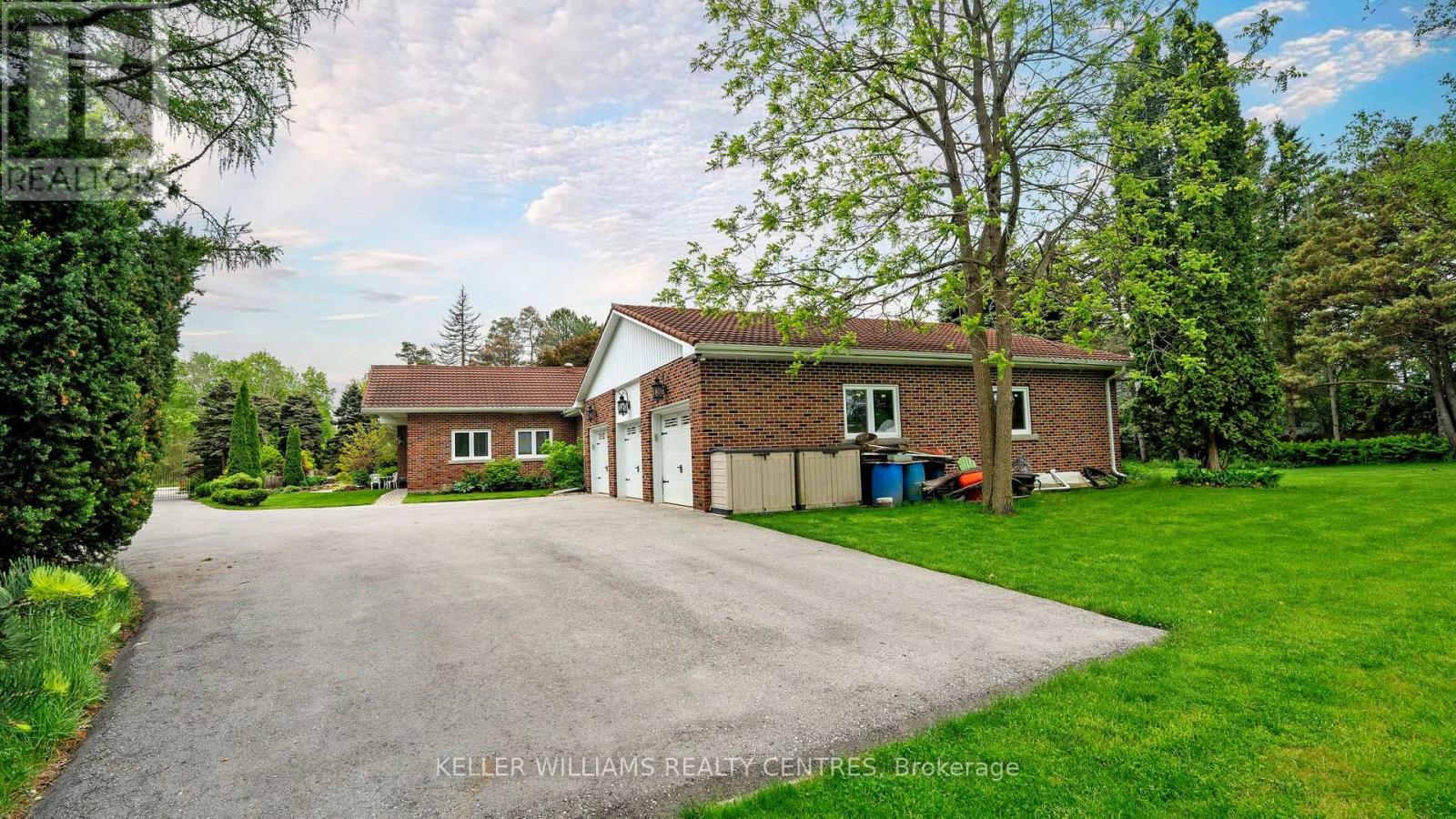 Property at 5024 LLOYDTOWN-AURORA ROAD image 4