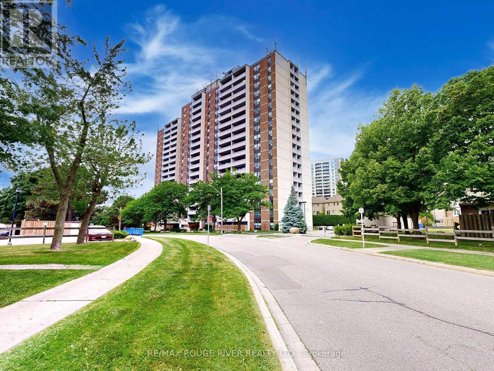 503 - 1210 Radom Street, Pickering (Bay Ridges), Ontario  L1W 2Z3 - Photo 1 - E12244046