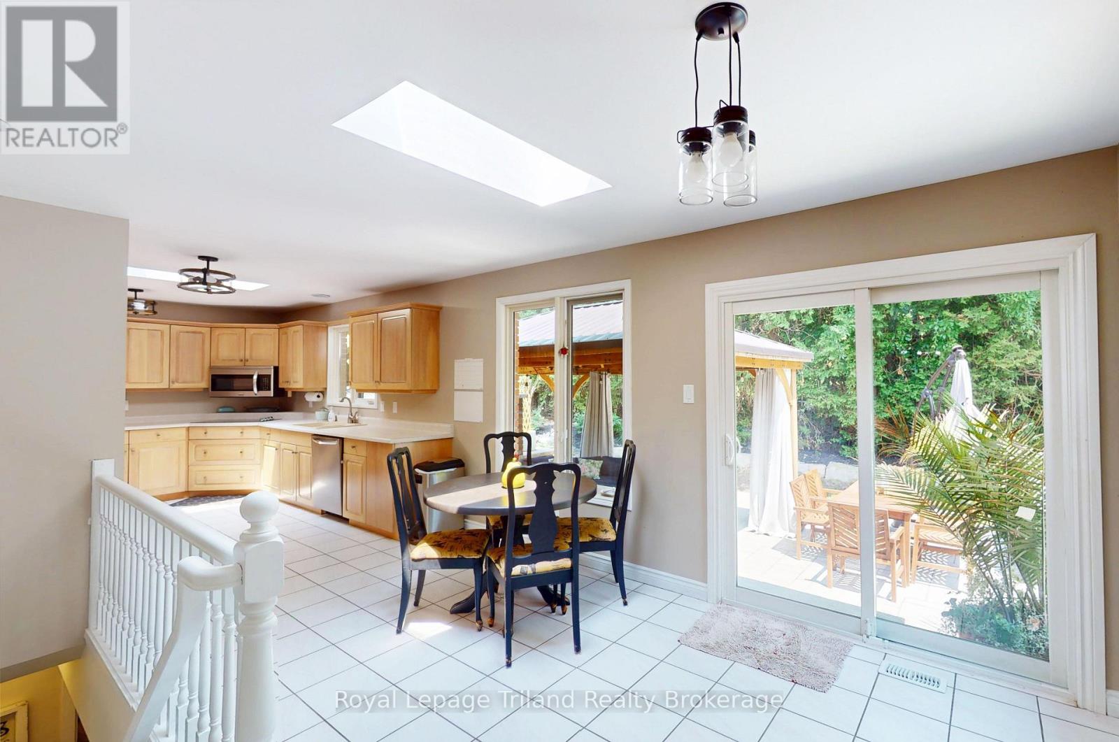 444 Lee Avenue, Woodstock, Ontario  N4S 6Y3 - Photo 15 - X12224632