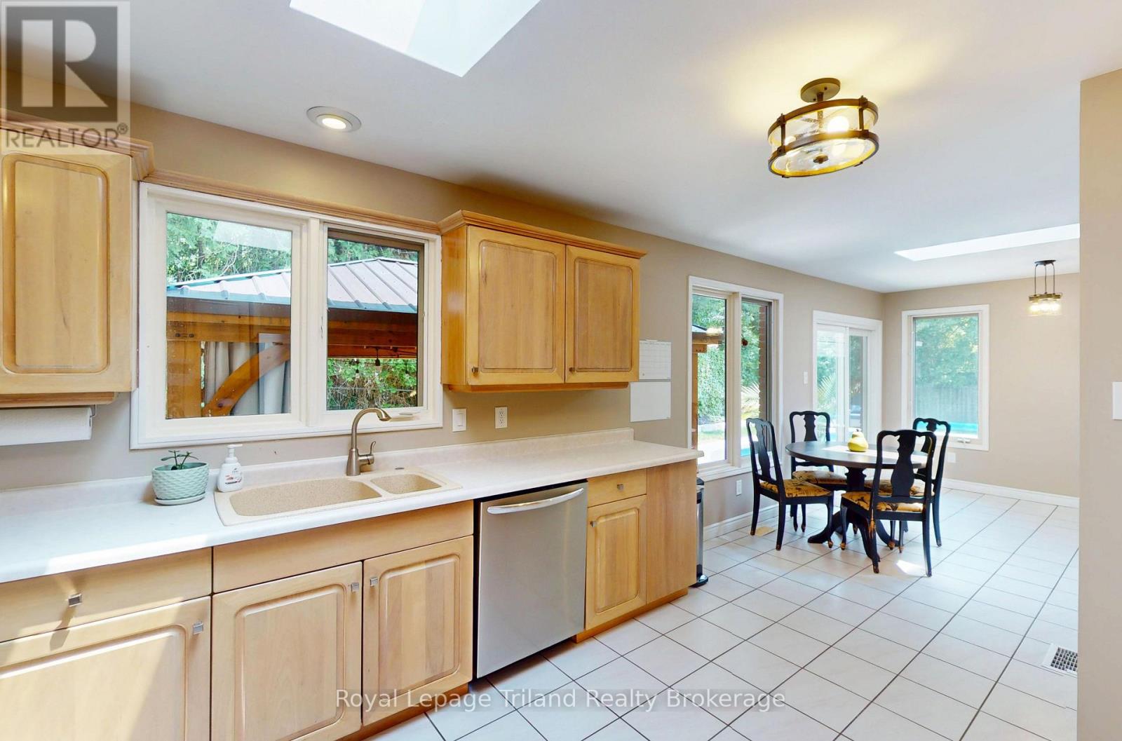 444 Lee Avenue, Woodstock, Ontario  N4S 6Y3 - Photo 20 - X12224632