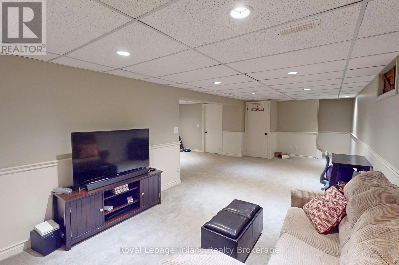 444 Lee Avenue, Woodstock, Ontario  N4S 6Y3 - Photo 36 - X12224632