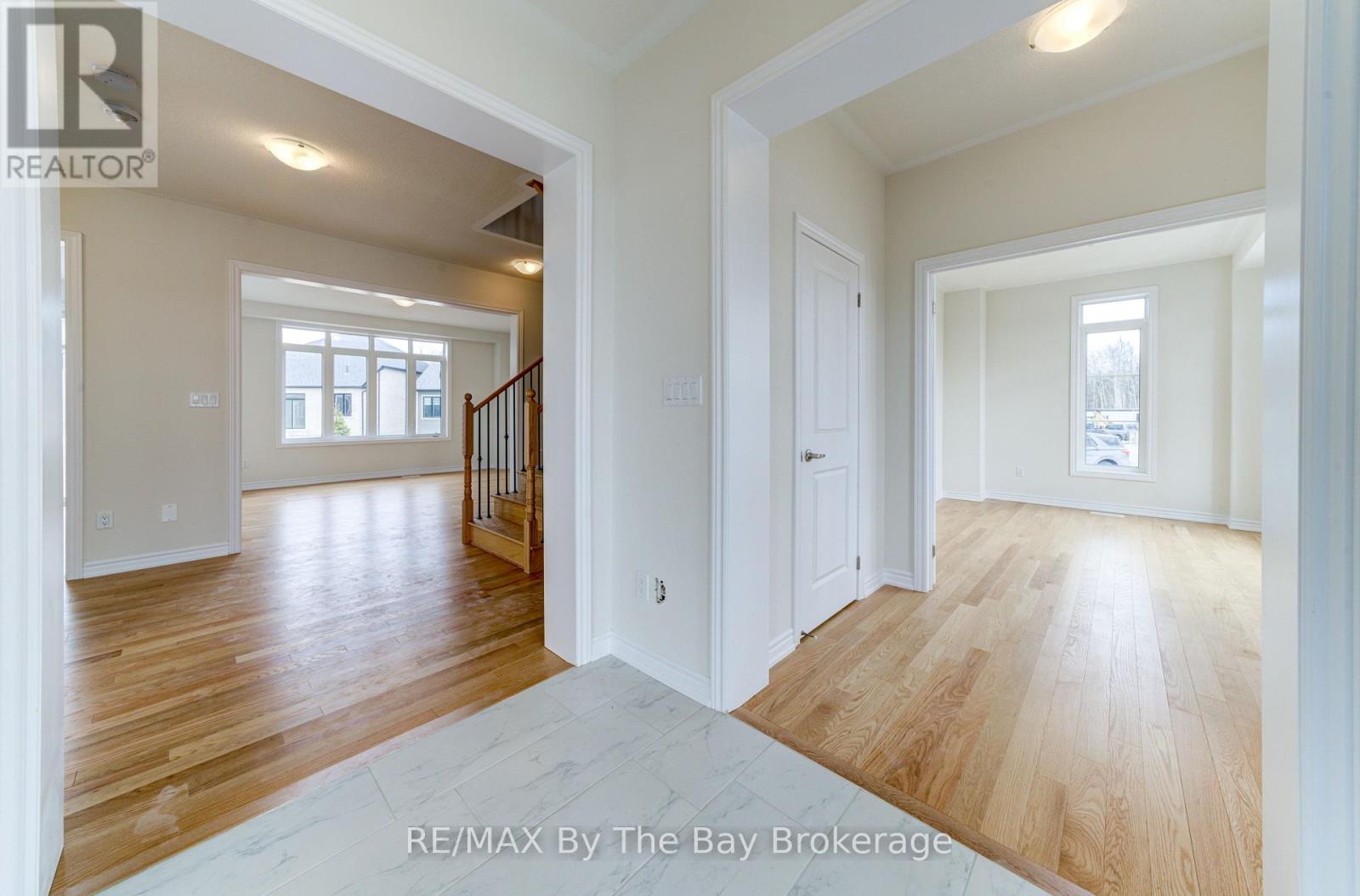 Property at 105 SUN VALLEY AVENUE image 3