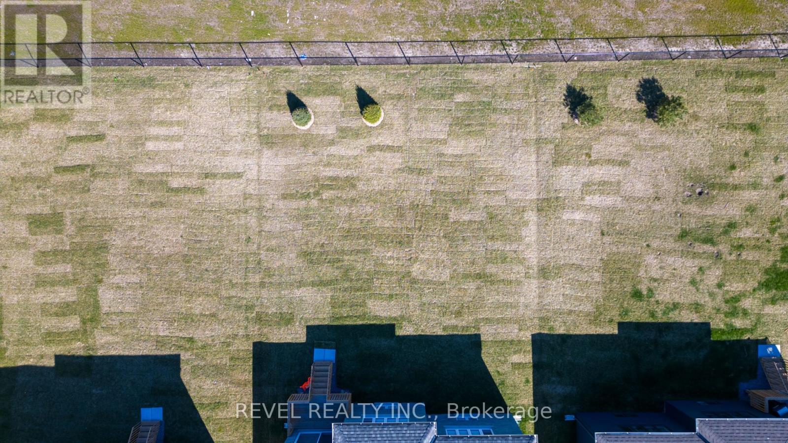 220 Ramblewood Drive, Wasaga Beach, Ontario  L9Z 2B2 - Photo 35 - S12244023