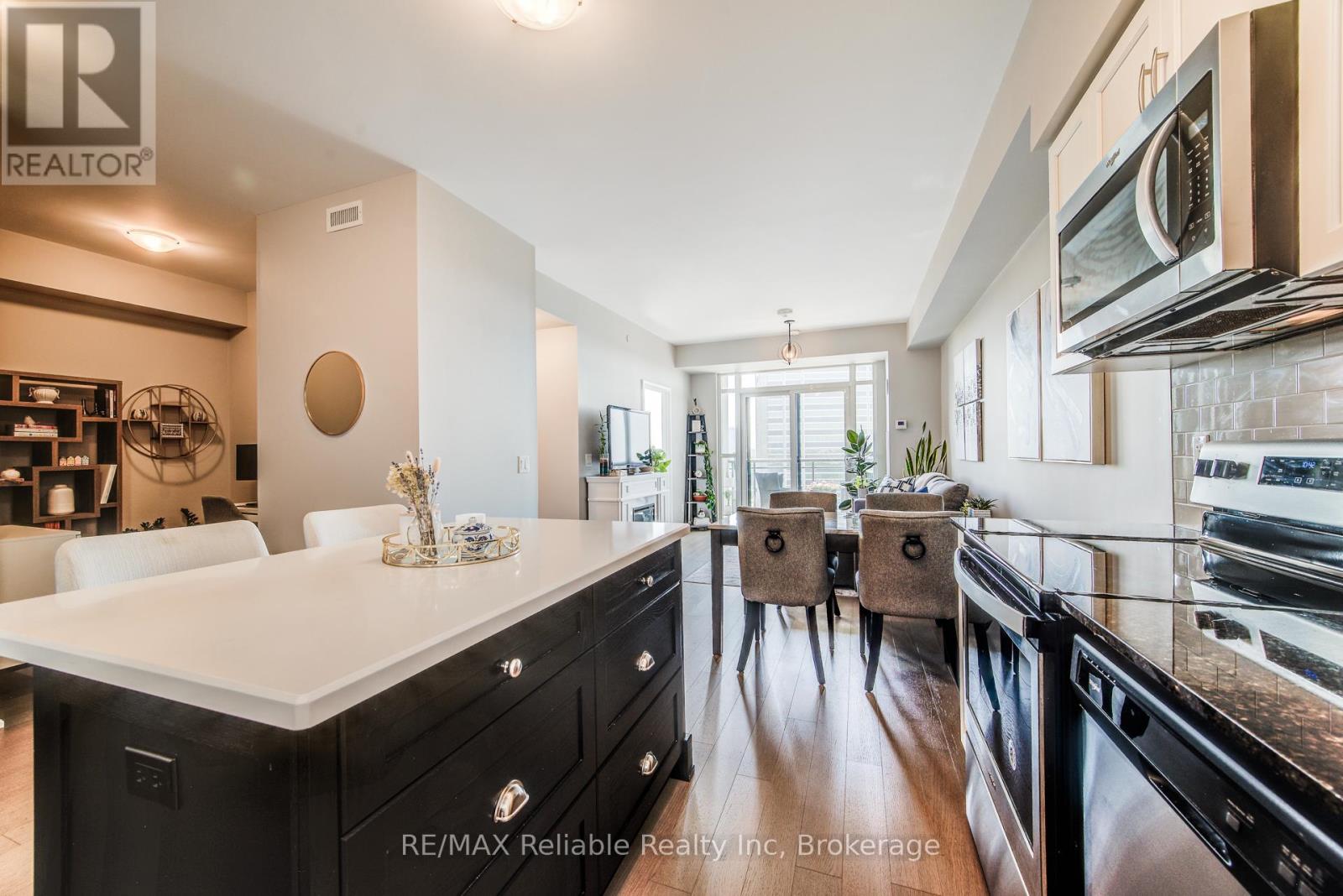 1706 - 155 Caroline Street S, Waterloo, Ontario  N2L 0J8 - Photo 11 - X12244099