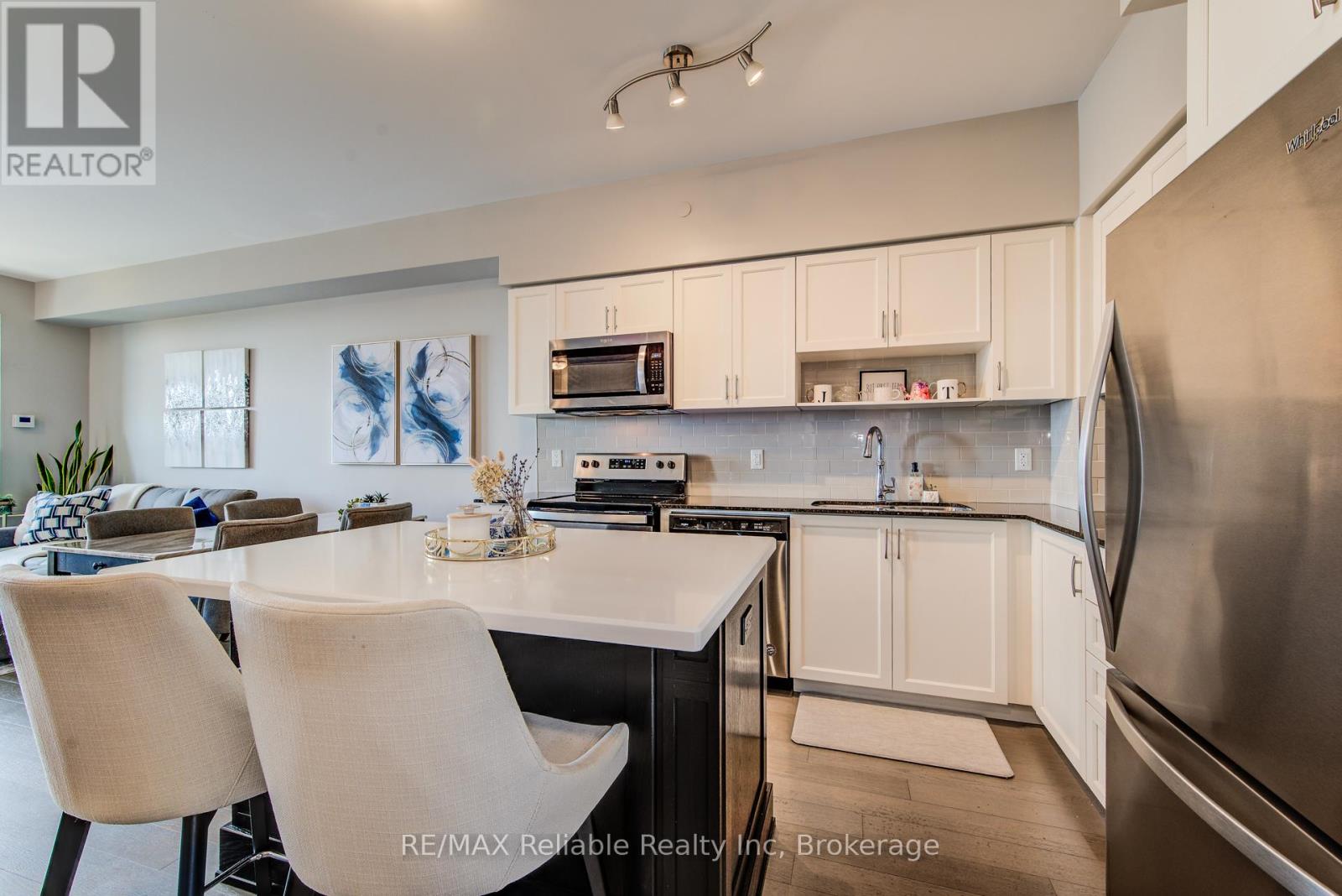 1706 - 155 Caroline Street S, Waterloo, Ontario  N2L 0J8 - Photo 8 - X12244099