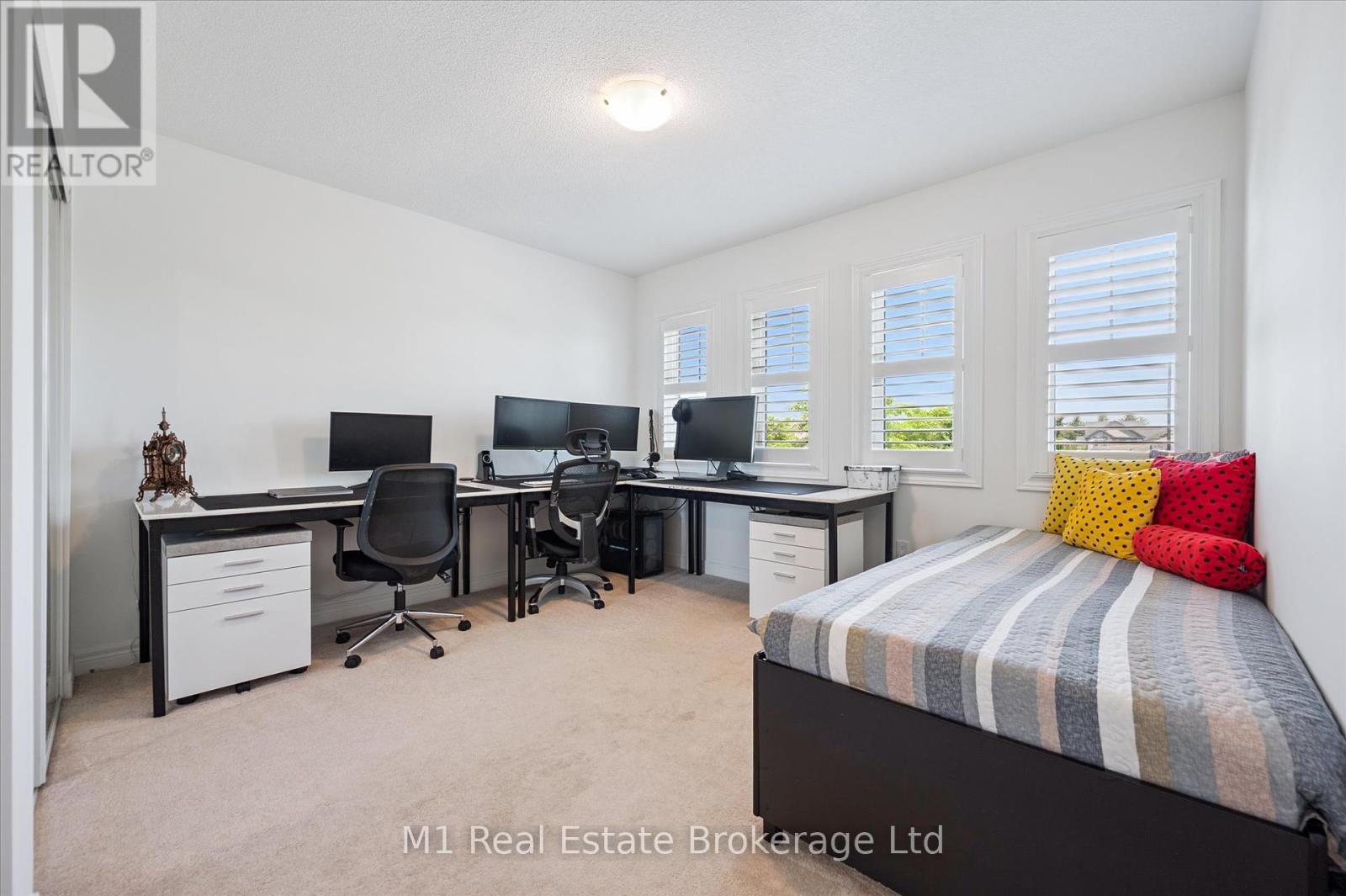 19 Findlay Way, Centre Wellington (Fergus), Ontario  N1M 0A4 - Photo 24 - X12244102