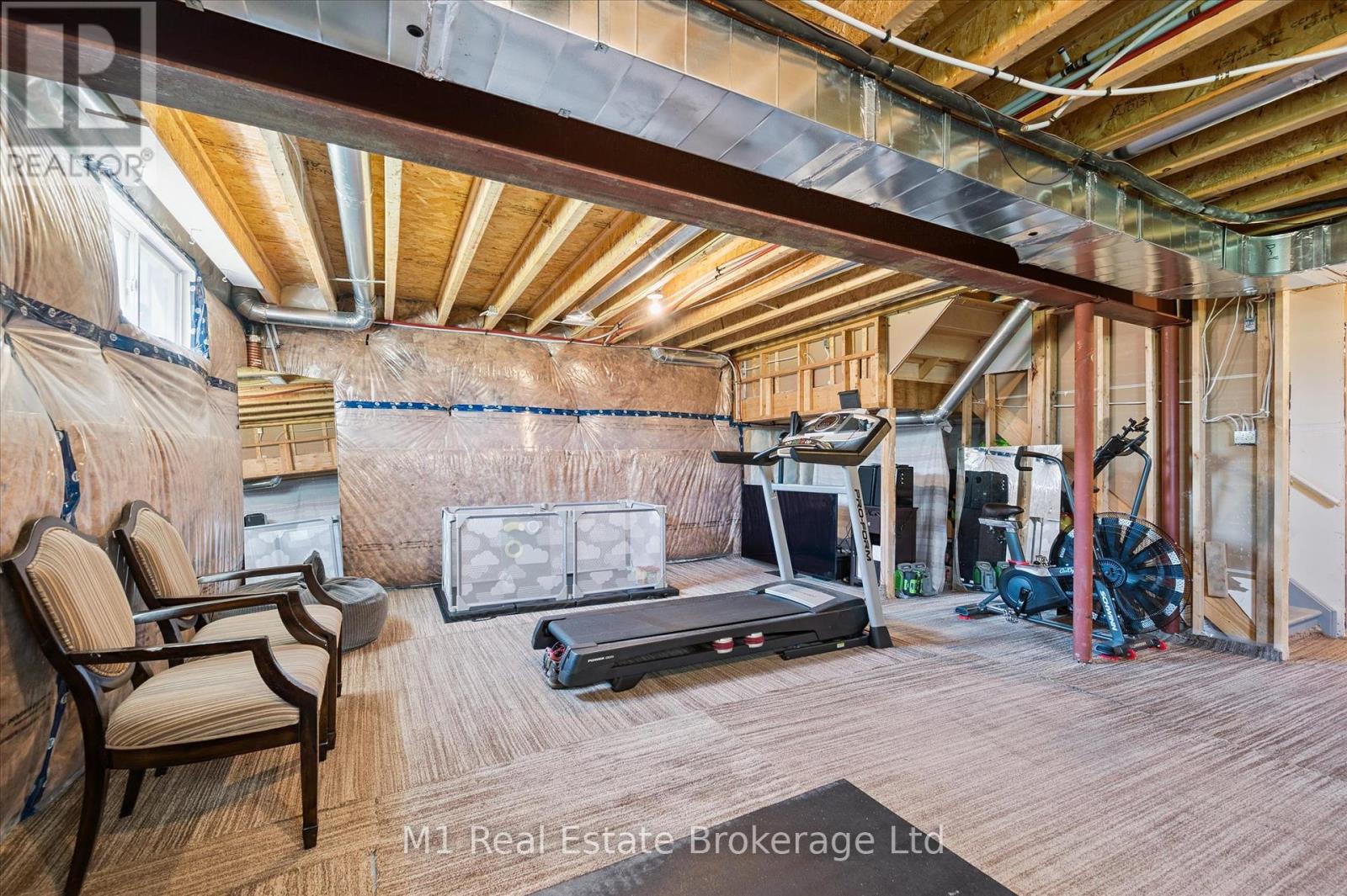 19 Findlay Way, Centre Wellington (Fergus), Ontario  N1M 0A4 - Photo 37 - X12244102