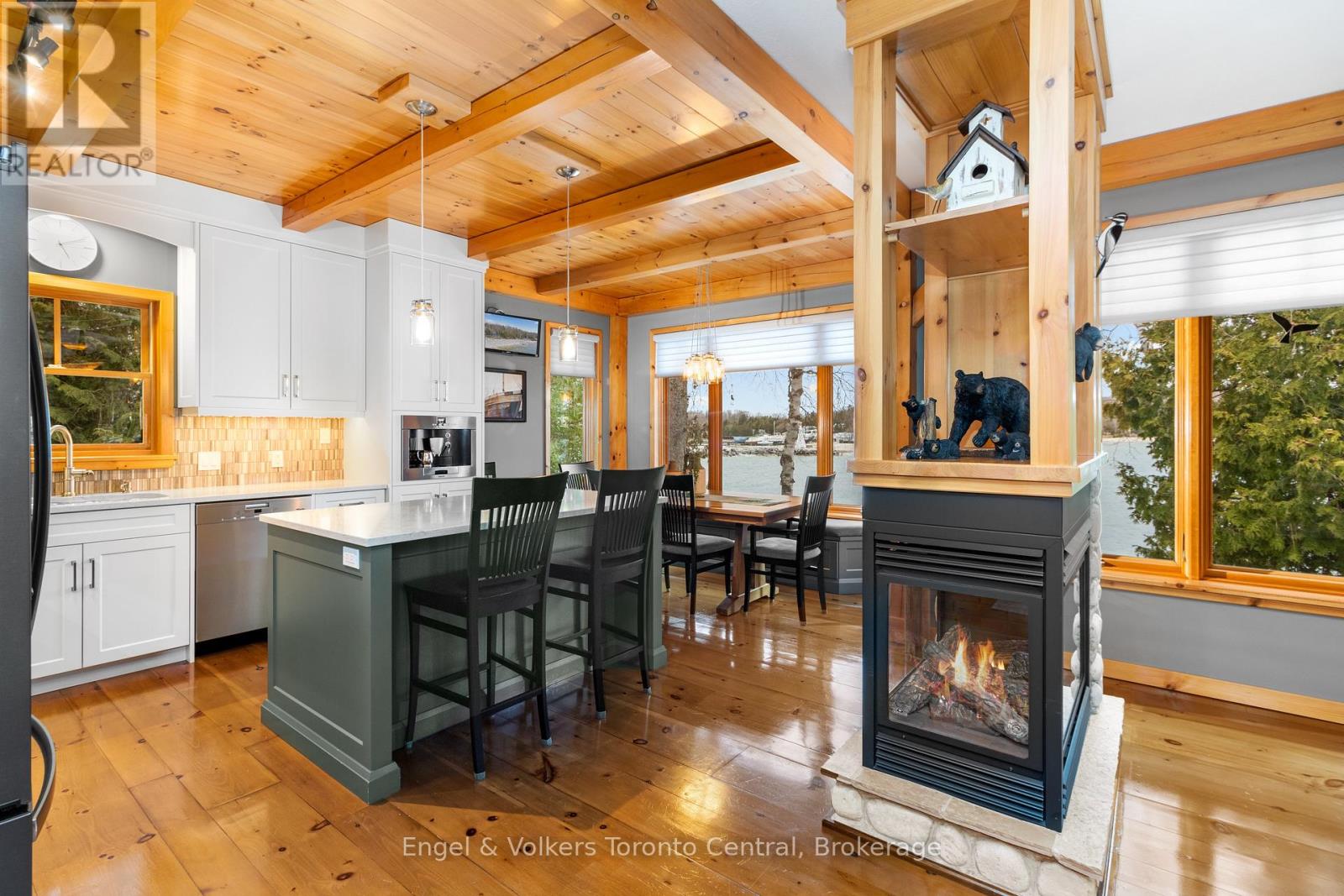 54 William Street, Northern Bruce Peninsula, Ontario  N0H 1W0 - Photo 10 - X12244115
