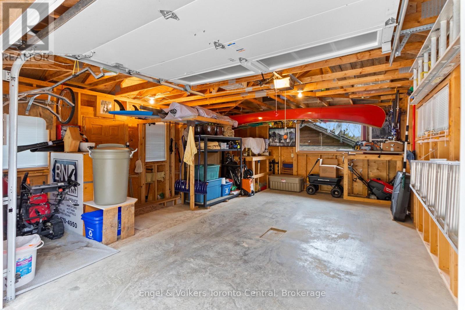 54 William Street, Northern Bruce Peninsula, Ontario  N0H 1W0 - Photo 32 - X12244115