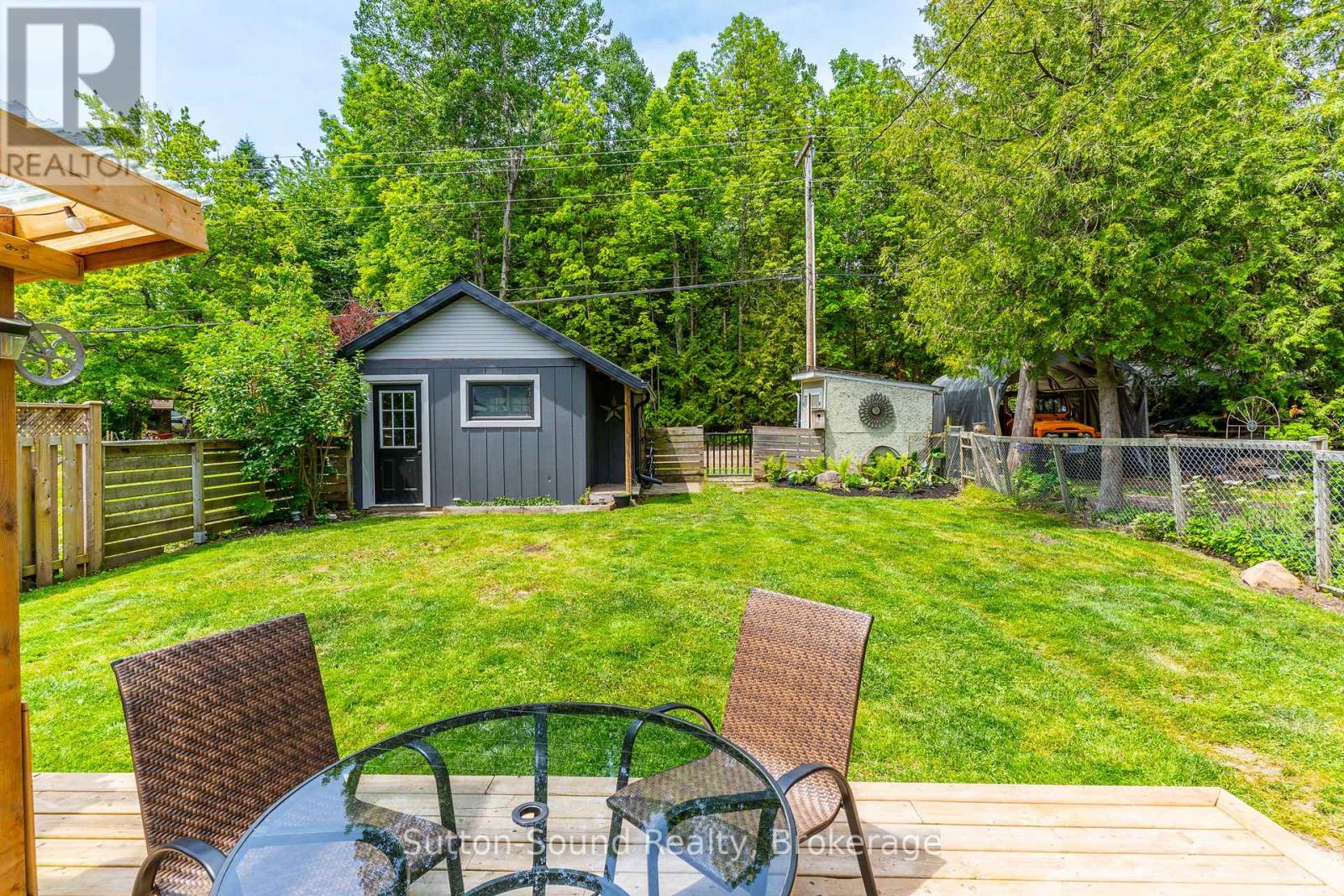 168 Old Beach Drive, Georgian Bluffs, Ontario  N4K 5N4 - Photo 27 - X12244260