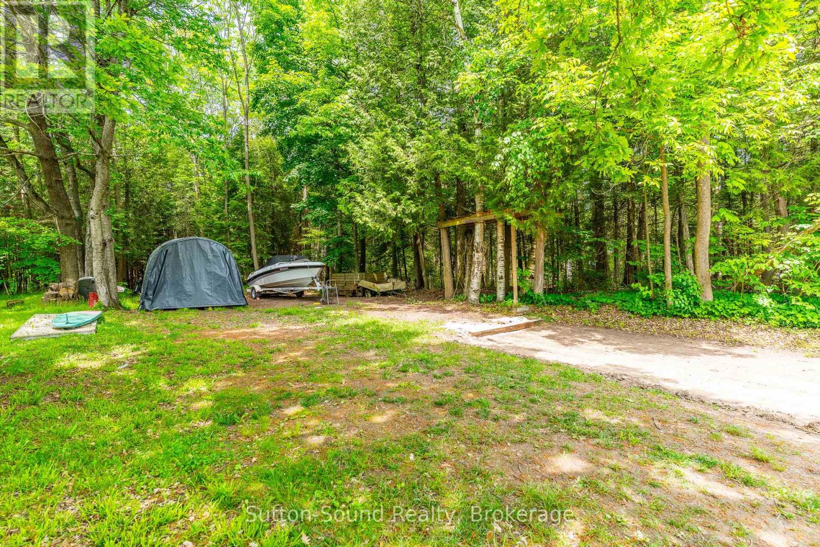 168 Old Beach Drive, Georgian Bluffs, Ontario  N4K 5N4 - Photo 29 - X12244260