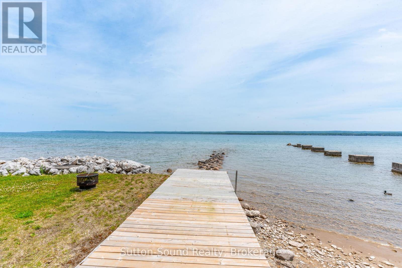 168 Old Beach Drive, Georgian Bluffs, Ontario  N4K 5N4 - Photo 34 - X12244260