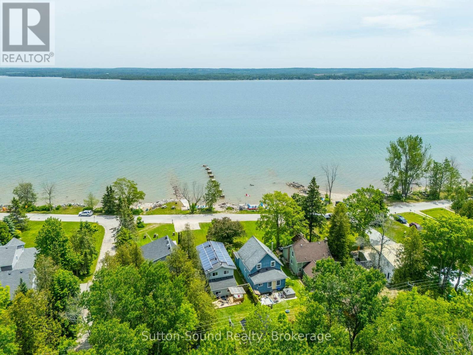 168 Old Beach Drive, Georgian Bluffs, Ontario  N4K 5N4 - Photo 37 - X12244260