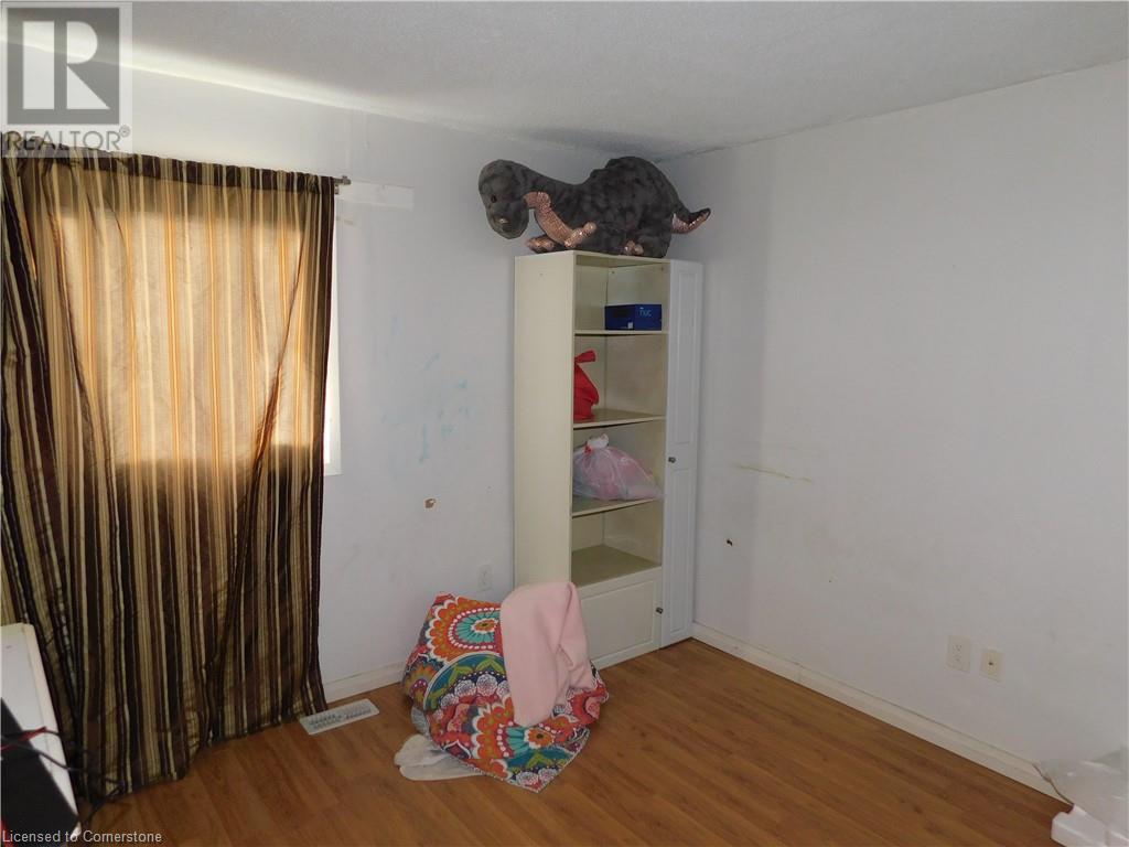 408 East 21st Street, Hamilton, Ontario  L8V 2V2 - Photo 8 - 40744327