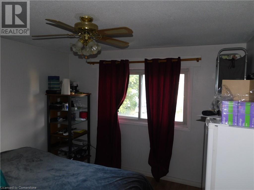 408 East 21st Street, Hamilton, Ontario  L8V 2V2 - Photo 10 - 40744327