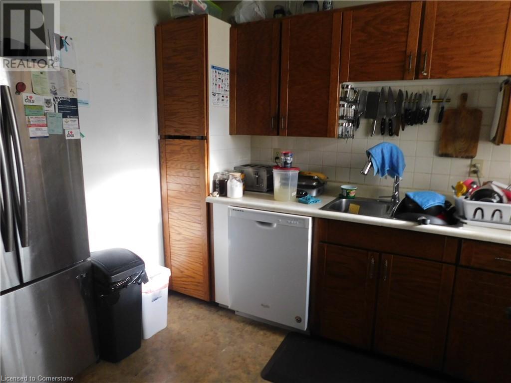 408 East 21st Street, Hamilton, Ontario  L8V 2V2 - Photo 4 - 40744327