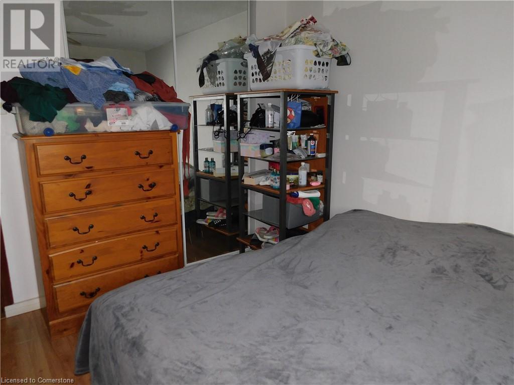 408 East 21st Street, Hamilton, Ontario  L8V 2V2 - Photo 11 - 40744327